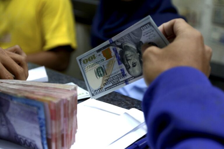 nilai_tukar_rupiah_melemah